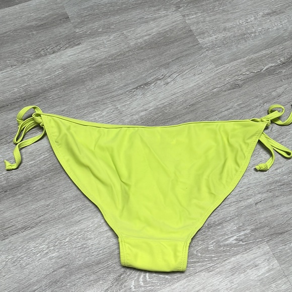 Boo-hop yellow bikini bottom - with tags never worn - Picture 2 of 3